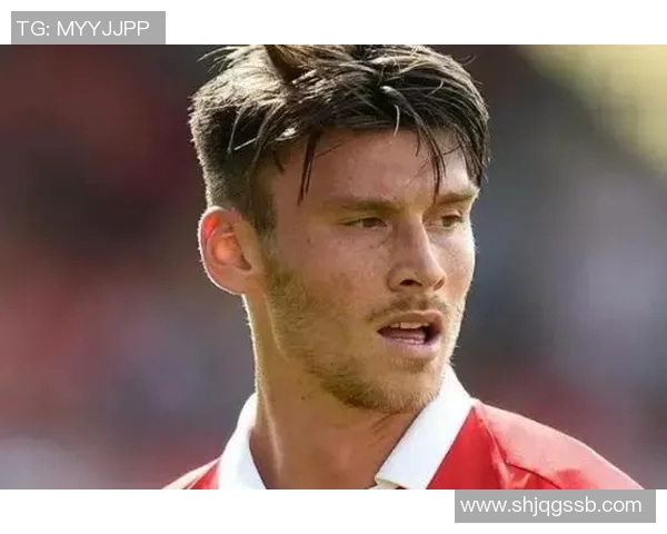 会说英文的足球明星们如何在国际舞台上展现个人魅力与职业生涯