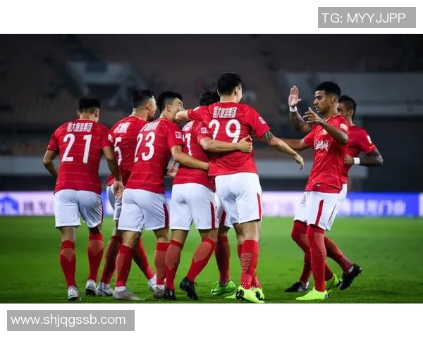 广州篮球队战术解析与表现评估全面分析大满贯赛事表现